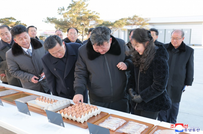 Kim Çen Indan yumurta göstərişi 