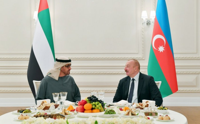  Im Namen von Präsident Ilham Aliyev wurde ein offizielles Bankett zu Ehren des VAE-Leader abgehalten  - FOTOS  