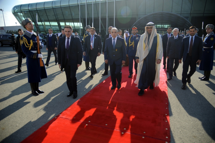   Le président des Emirats arabes unis termine sa visite officielle en Azerbaïdjan  