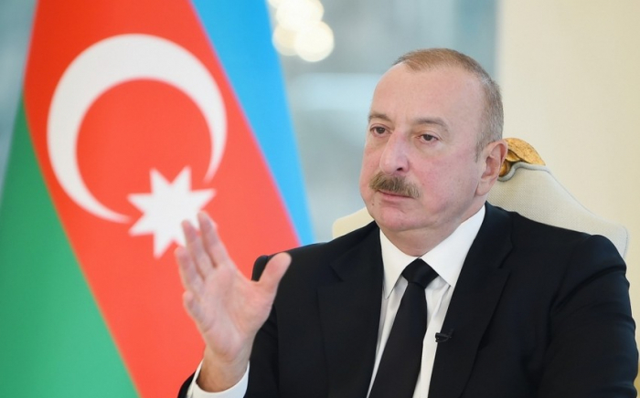  El presidente Ilham Aliyev aborda su posición sobre los líderes separatistas en una entrevista con los canales de televisión 