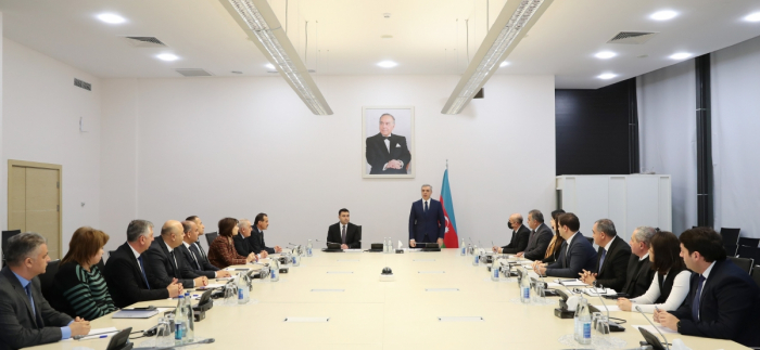 Head of Presidential Administration of Azerbaijan introduces new Chairman of Board of Seaside Boulevard Department to staff