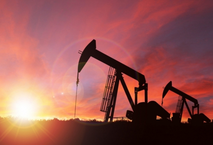 Azerbaijani oil price drops in world markets 