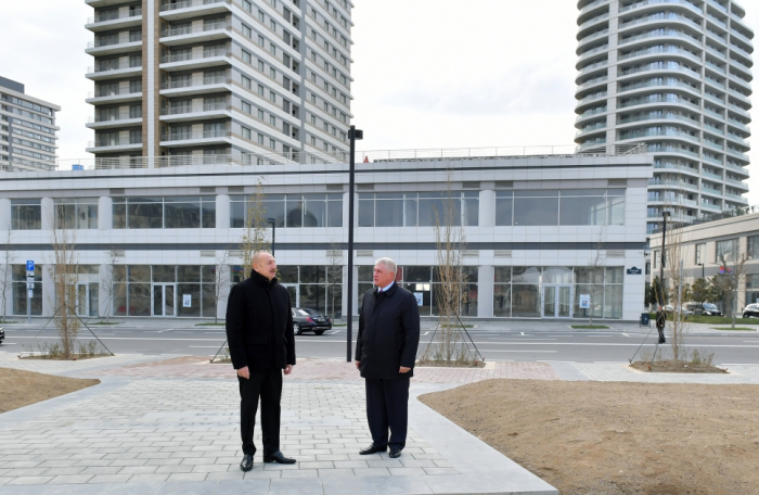  President Ilham Aliyev views construction and redevelopment works in Central Park Quarter of Baku White City 