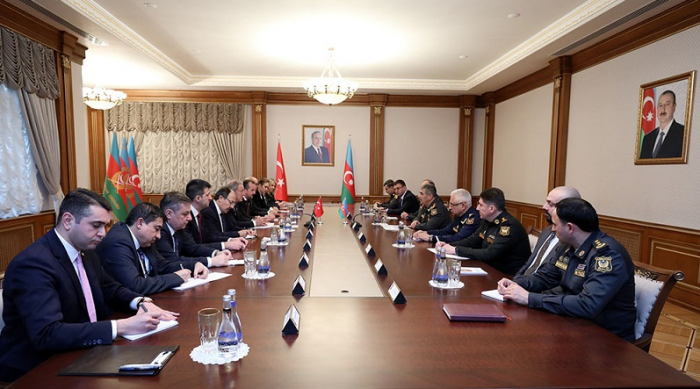   Azerbaijani defense minister meets with former Turkish counterpart  