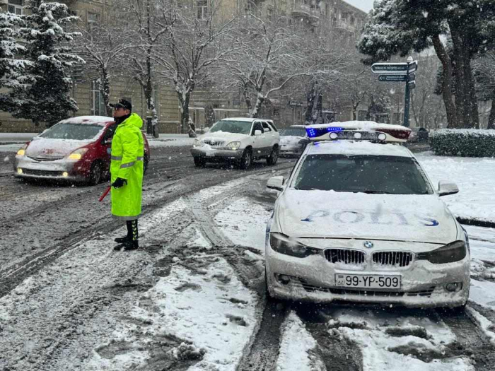 Yol polisi hava ilə bağlı sürücülərə müraciət etdi