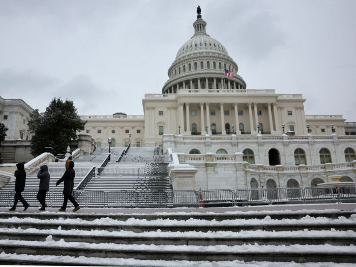 Etats-Unis : Le Congrès adopte un texte budgétaire pour éviter un "shutdown"