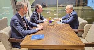 Mikayil Jabbarov se reunió con el Secretario General de la Asociación Internacional de Normalización