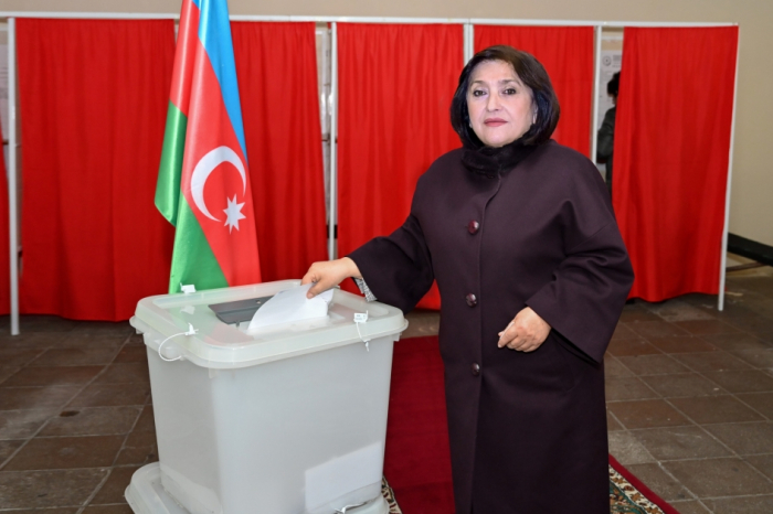 Speaker of Azerbaijan’s Parliament casts her ballot at polling station No. 11