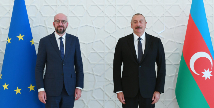   EU-Präsident gratuliert Ilham Aliyev zur Wiederwahl und drängt auf weiteres Engagement mit der OSZE  
