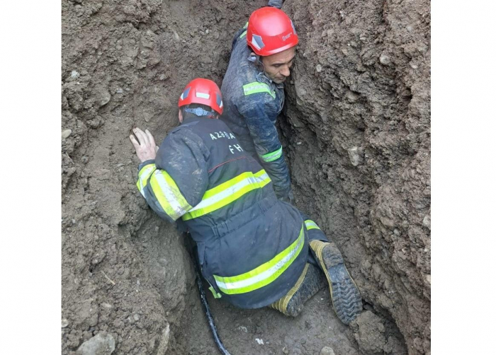   In Füzuli kam es zu einem Erdrutsch, eine Person wurde gerettet  