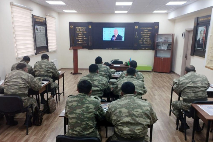 Azerbaijan Army holds socio-political training classes