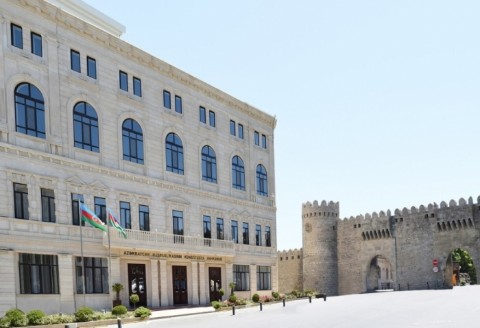  El Pleno del Tribunal Constitucional examina los resultados de la elección del Presidente de la República de Azerbaiyán 