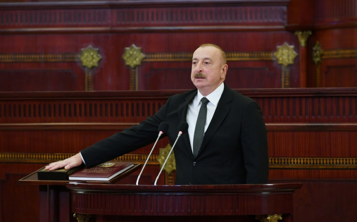     Ilham Aliyev:   Wir sollten eine so junge Generation großziehen, die wie wir immer den nationalen Traditionen treu bleibt  