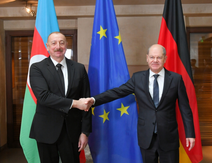  Ilham Aliyev se reunió con Olaf Scholz en Munich -  FOTOS  