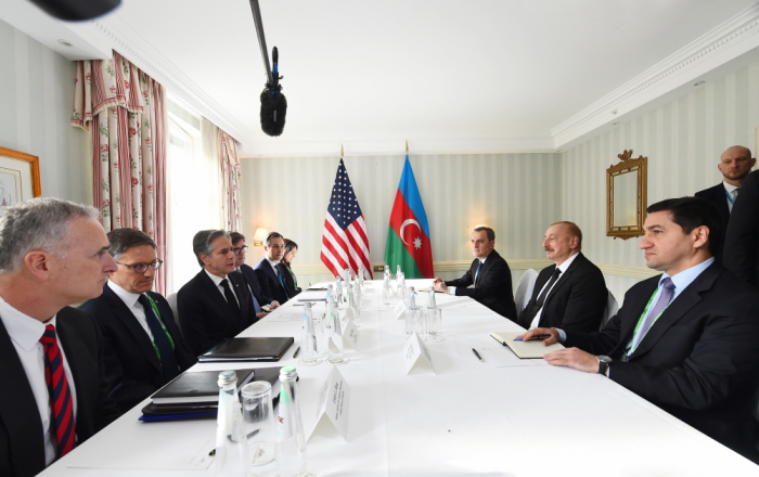   Le président Ilham Aliyev rencontre le secrétaire d’Etat américain Antony Blinken à Munich  