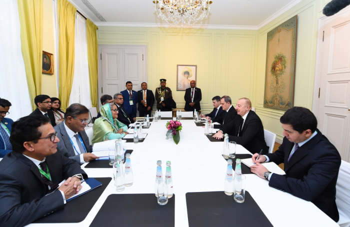  El Presidente Ilham Aliyev se reunió con la Primera Ministra de Bangladesh 