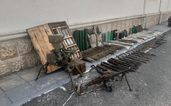 Azerbaijani police continue clearing Khankendi of abandoned Armenian weapons 