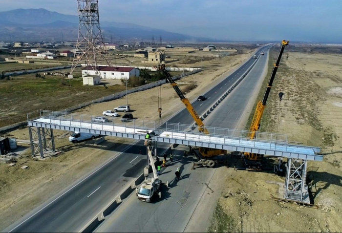 Baku-Guba highway to construct overground pedestrian crossing in Azerbaijan