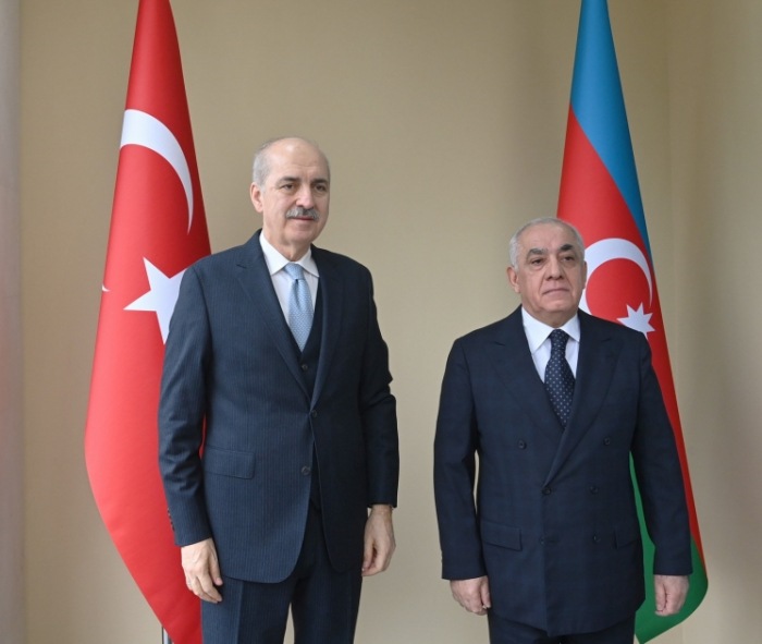 El Primer Ministro de Azerbaiyán se reunió con el Presidente de la Gran Asamblea Nacional de Türkiye