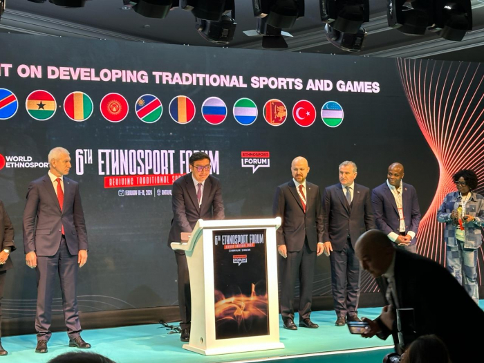 Fərid Qayıbov VI Dünya Etnosport Forumunda iştirak edir