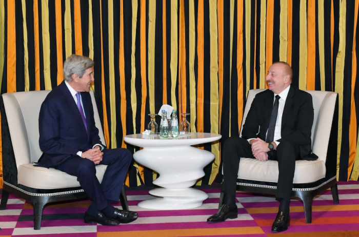  President Ilham Aliyev meets with U.S. Special Presidential Envoy for Climate 