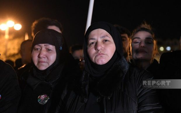    "Seçimimiz Müzəffər Ali Baş Komandan İlham Əliyevdir” -    Şəhid Xudayarın anası      