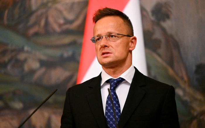     Ungarisches Außenministerium:   „NATO sollte keine Angst vor russischem Angriff haben“  