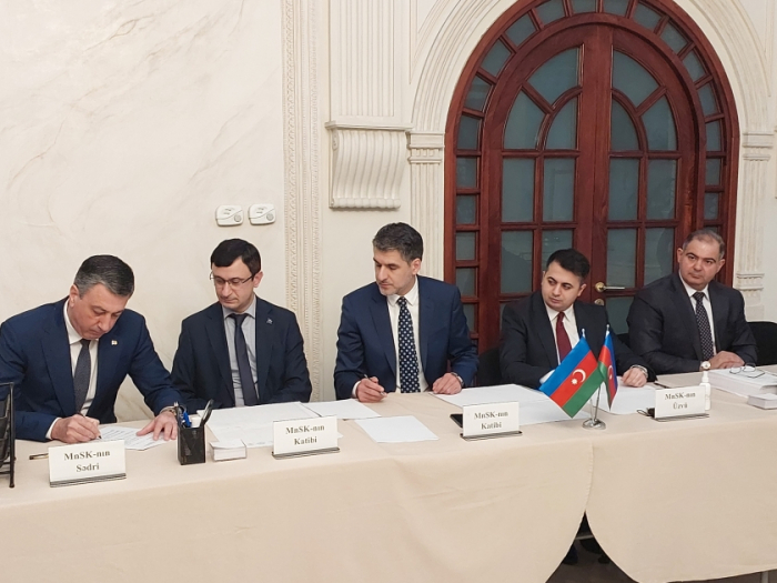 Azerbaijanis casting their ballots in Georgia