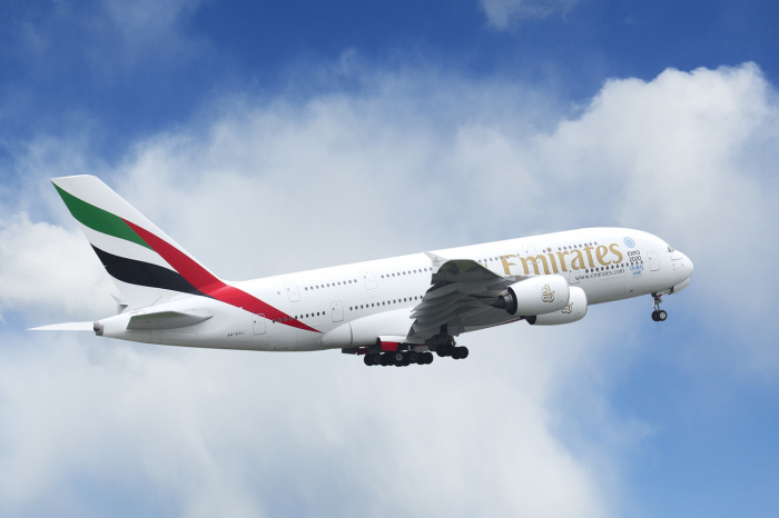    “Emirates” rəhbəri “Boeing”lərin keyfiyyətindən narazıdır     
