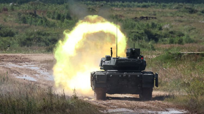  Russland nennt neuen Panzer "zu teuer" für Kriegseinsatz 