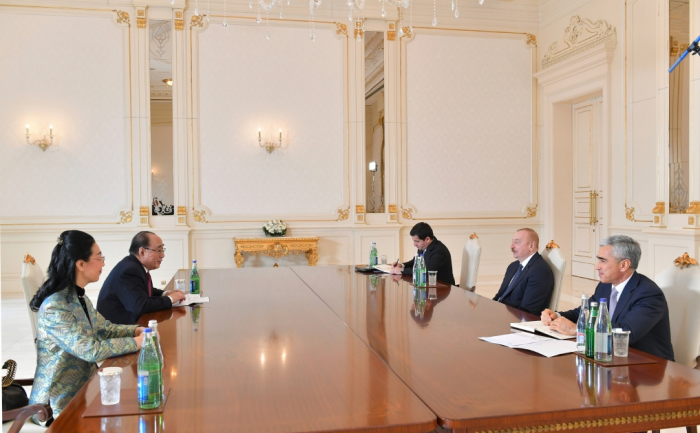   Le président Aliyev reçoit le représentant spécial du gouvernement chinois pour les affaires européennes  