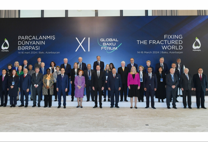  Präsident Ilham Aliyev nimmt am 11. Globalen Baku-Forum zum Thema „Wiederherstellung der gebrochenen Welt“ teil 