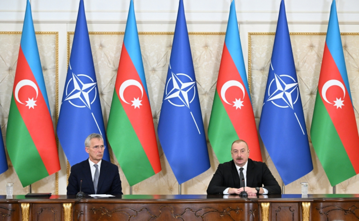Ilham Aliyev et Jens Stoltenberg font des déclarations à la presse - PHOTOS