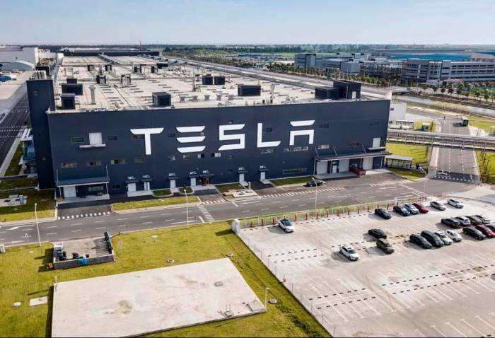 “Tesla” İtaliyada zavod açmaq istəyir
