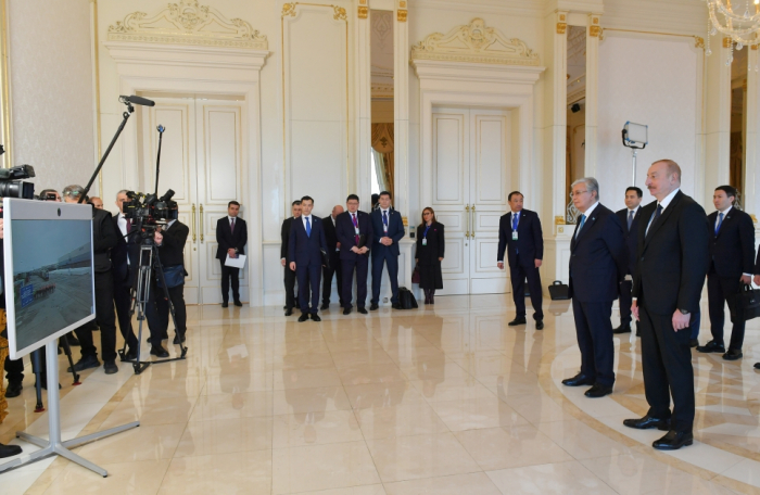 Azerbaijani, Kazakh Presidents watch ceremony marking arrival of container train from China