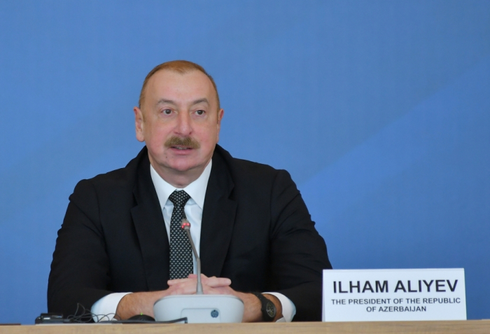  President Ilham Aliyev informs Global Baku Forum participants about France