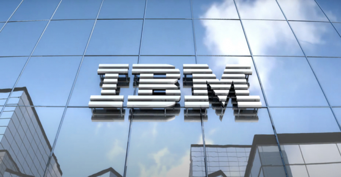 IBM işçilərini ixtisar edəcək