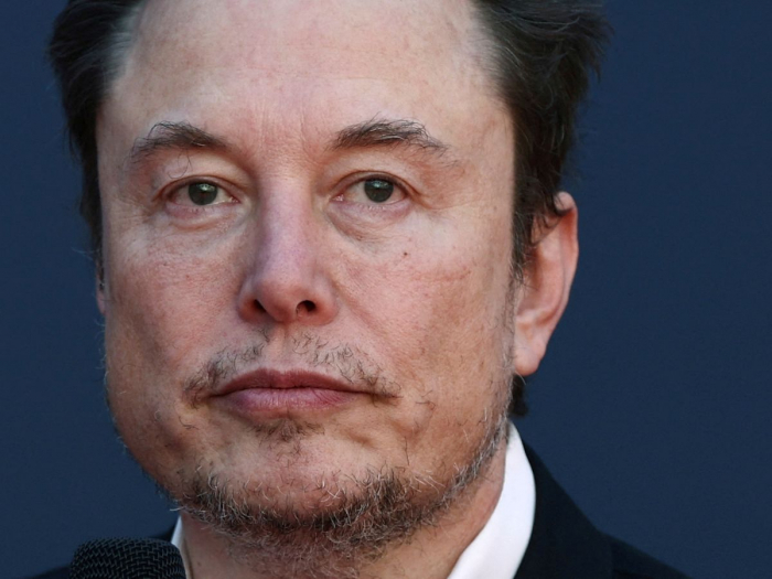 Elon Musk porte plainte contre OpenAI et son DG Sam Altman pour rupture de contrat