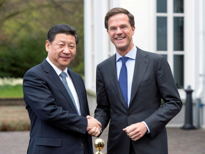 Xi Jinping met les Pays-Bas en garde contre la "confrontation" technologique