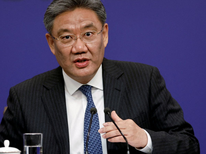 Le ministre chinois du Commerce attendu en France pour parler véhicules électriques
