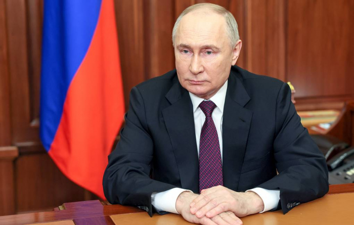Vladimir Putin officially takes office as President of Russia