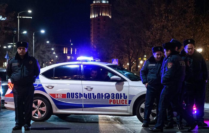 Armed people break into police station in Yerevan 
