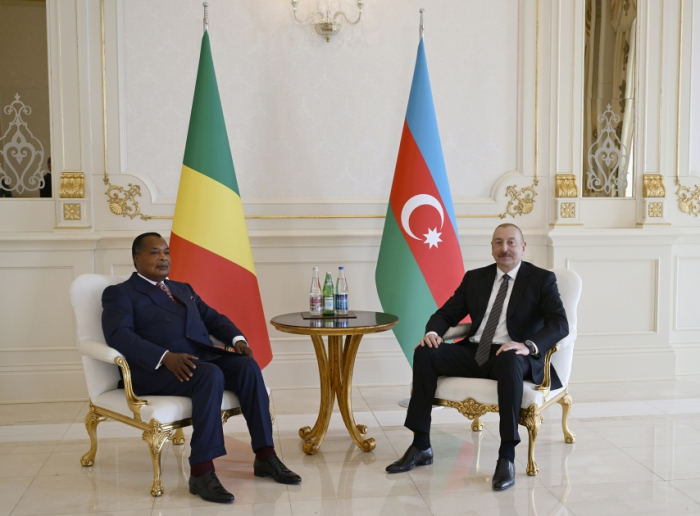 Les présidents Ilham Aliyev et Denis Sassou-Nguesso font des déclarations à la presse