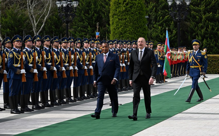  In Baku findet offizielle Begrüßungszeremonie für den Präsidenten des Kongo statt 