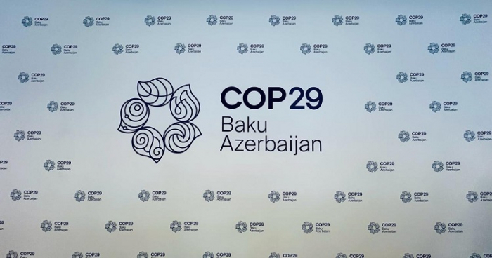  Aserbaidschan präsentiert das COP29-Logo 