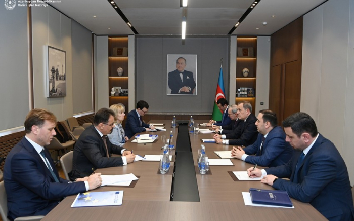   Jeyhun Bayramov se reunió con el representante de la UE  