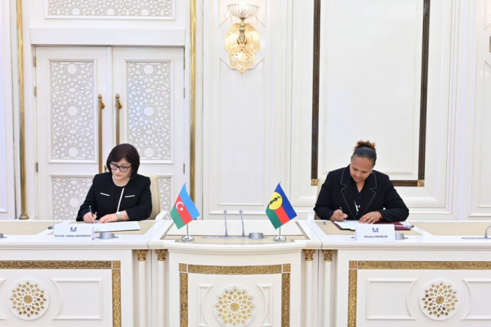  El Parlamento de Azerbaiyán y el Congreso de Nueva Caledonia firman un Memorando de Entendimiento sobre cooperación 