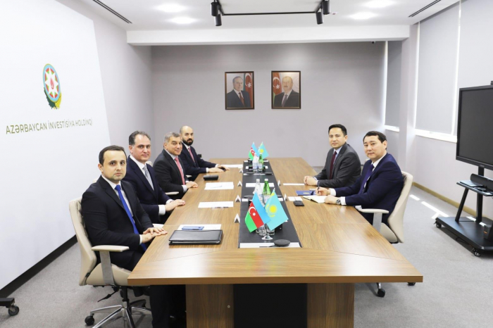 Azerbaijan, Kazakhstan discuss joint investment fund projects