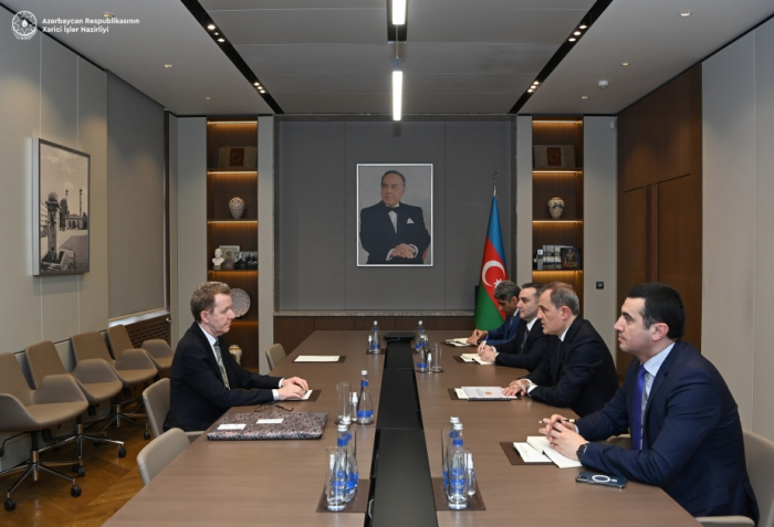 Azerbaijani FM discusses current situation in the region with Algerian ambassador