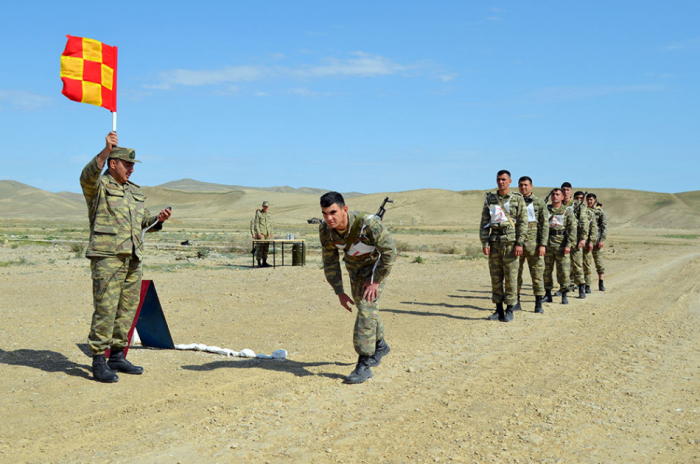   Aserbaidschanische Armee veranstaltet paramilitärische Kreuzmeisterschaft  